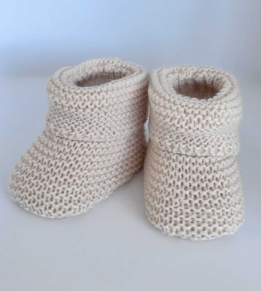 Zweifarbige Stiefeletten